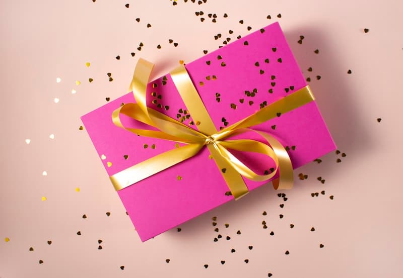 FREE GIFT